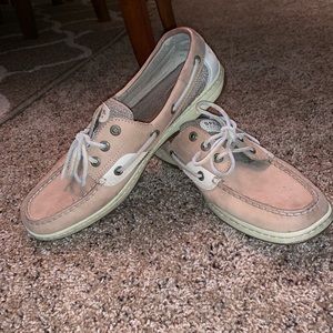 Women’s Sperry shoes